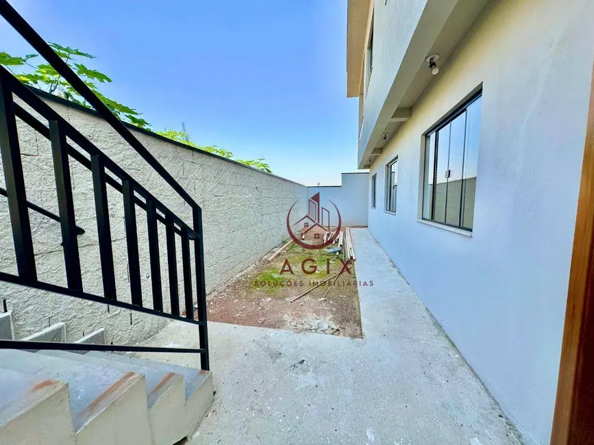 Casa com 3 quartos à venda, 100m2 em Jardim Aeroporto, Pouso Alegre - MG - imagem 2 Foto 2 de Casa com 3 quartos à venda, 100m2 em Jardim Aeroporto, Pouso Alegre - MG