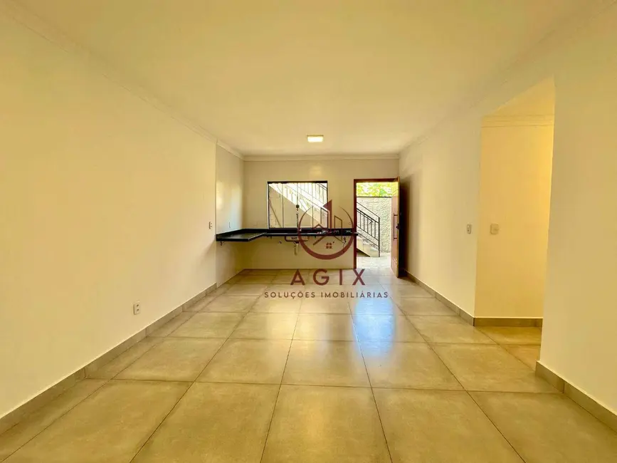 Casa com 3 quartos à venda, 100m2 em Jardim Aeroporto, Pouso Alegre - MG - imagem 1 Foto 1 de Casa com 3 quartos à venda, 100m2 em Jardim Aeroporto, Pouso Alegre - MG