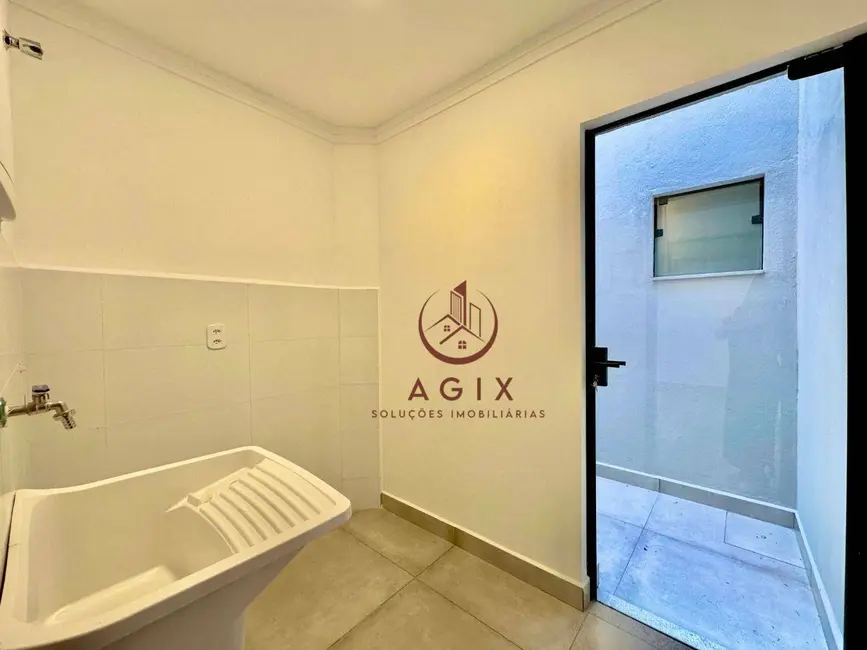 Casa com 3 quartos à venda, 100m2 em Jardim Aeroporto, Pouso Alegre - MG - imagem 5 Foto 5 de Casa com 3 quartos à venda, 100m2 em Jardim Aeroporto, Pouso Alegre - MG