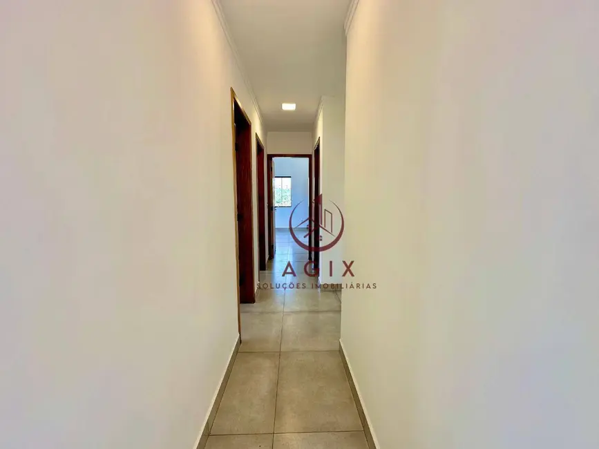 Foto 4 de Casa com 3 quartos à venda, 100m2 em Jardim Aeroporto, Pouso Alegre - MG