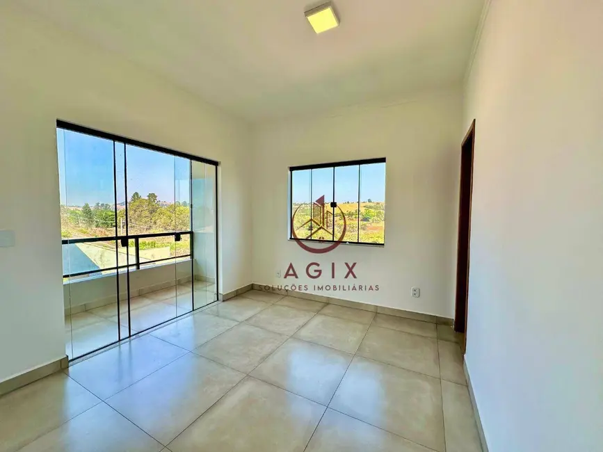 Foto 7 de Casa com 3 quartos à venda, 100m2 em Jardim Aeroporto, Pouso Alegre - MG