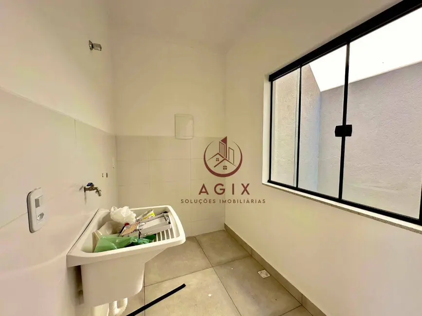 Foto 3 de Casa com 3 quartos à venda, 100m2 em Jardim Aeroporto, Pouso Alegre - MG