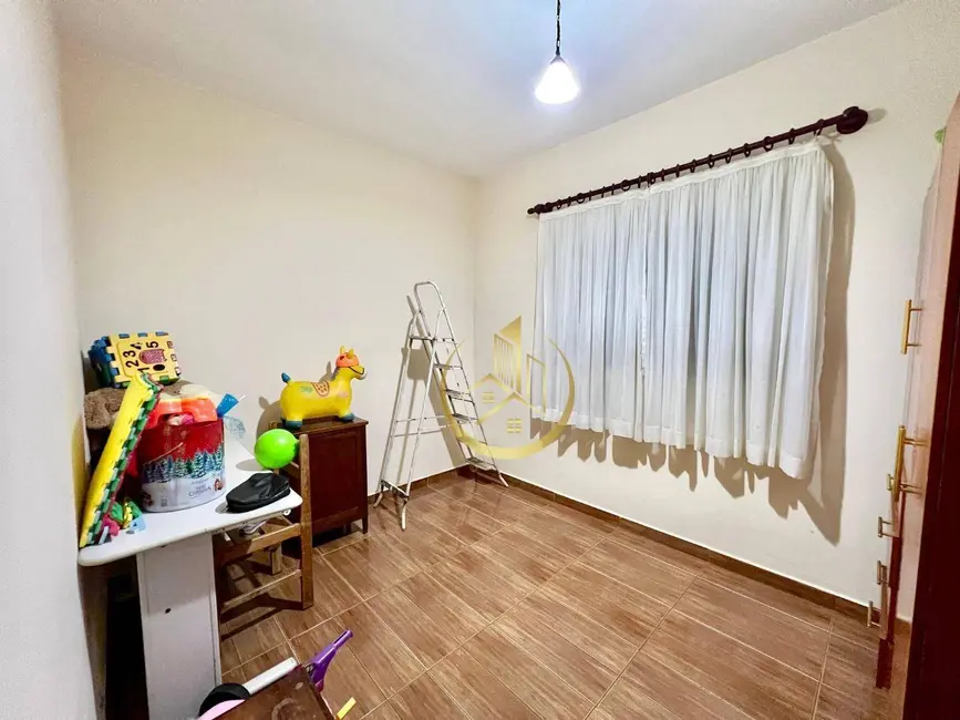 Casa com 4 quartos à venda, 260m2 em Jardim Paraíso, Pouso Alegre - MG - imagem 6 Foto 6 de Casa com 4 quartos à venda, 260m2 em Jardim Paraíso, Pouso Alegre - MG