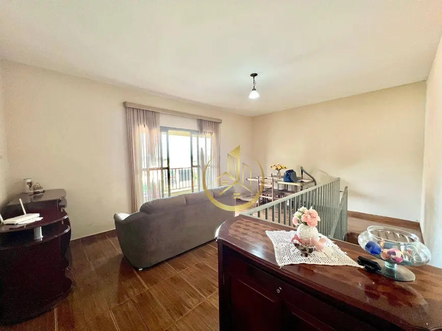 Casa com 4 quartos à venda, 260m2 em Jardim Paraíso, Pouso Alegre - MG - imagem 4 Foto 4 de Casa com 4 quartos à venda, 260m2 em Jardim Paraíso, Pouso Alegre - MG