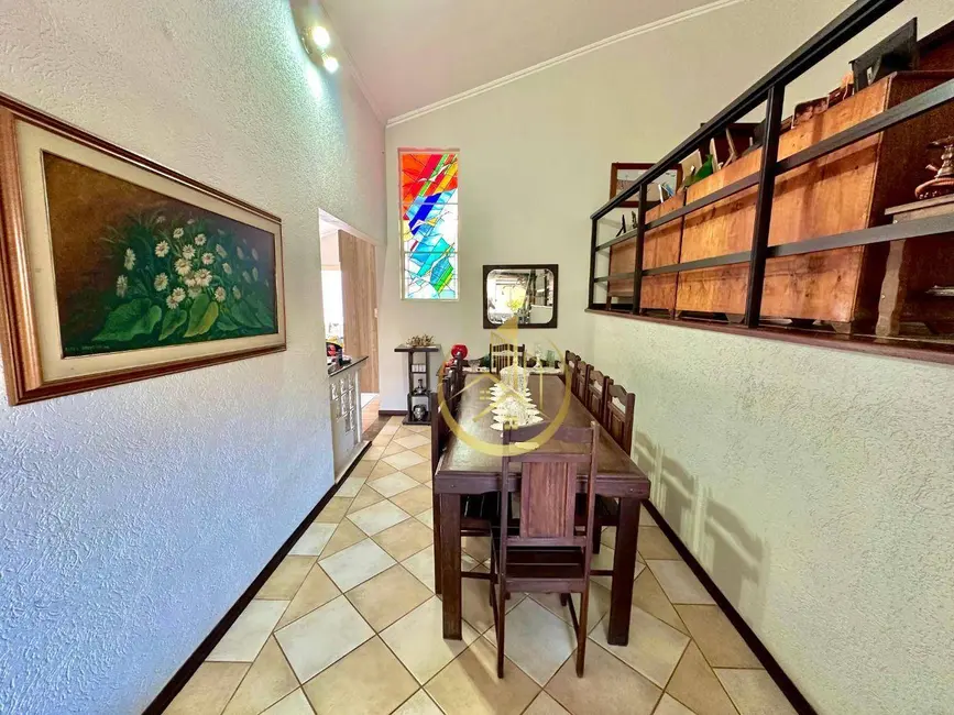 Foto 4 de Casa com 4 quartos à venda, 378m2 em Pousada dos Campos I, Pouso Alegre - MG