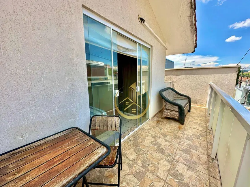 Foto 9 de Casa com 4 quartos à venda, 378m2 em Pousada dos Campos I, Pouso Alegre - MG