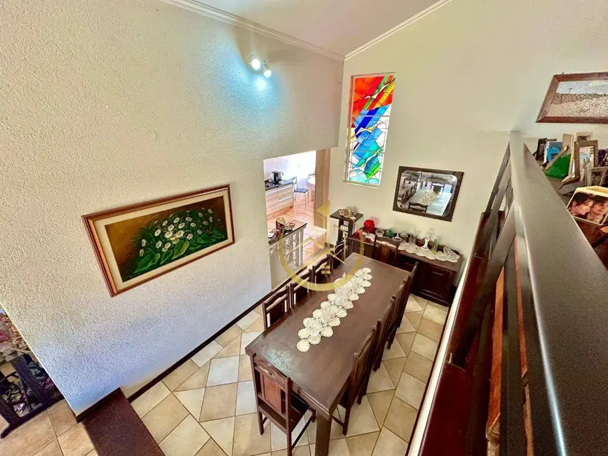 Foto 5 de Casa com 4 quartos à venda, 378m2 em Pousada dos Campos I, Pouso Alegre - MG