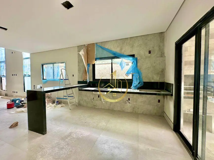 Foto 8 de Casa com 3 quartos à venda, 360m2 em Pouso Alegre - MG