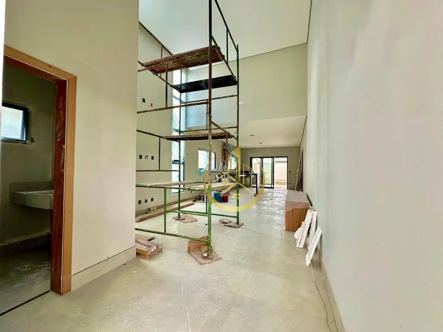 Foto 4 de Casa com 3 quartos à venda, 360m2 em Pouso Alegre - MG