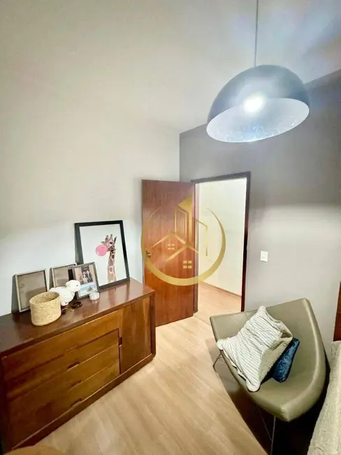 Apartamento com 3 quartos à venda, 89m2 em Pouso Alegre - MG - imagem 6 Foto 6 de Apartamento com 3 quartos à venda, 89m2 em Pouso Alegre - MG