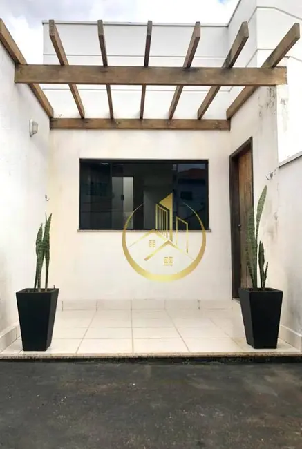 Casa com 1 quarto à venda, 308m2 em Colinas de Santa Bárbara, Pouso Alegre - MG - imagem 3 Foto 3 de Casa com 1 quarto à venda, 308m2 em Colinas de Santa Bárbara, Pouso Alegre - MG
