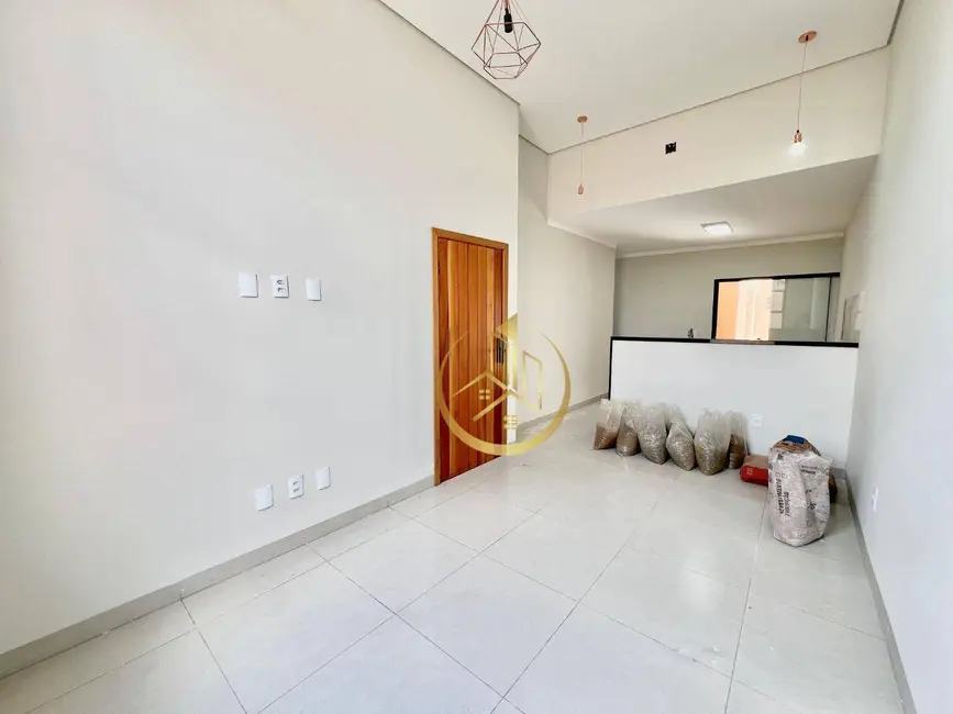 Foto 2 de Casa com 3 quartos à venda, 120m2 em Pouso Alegre - MG
