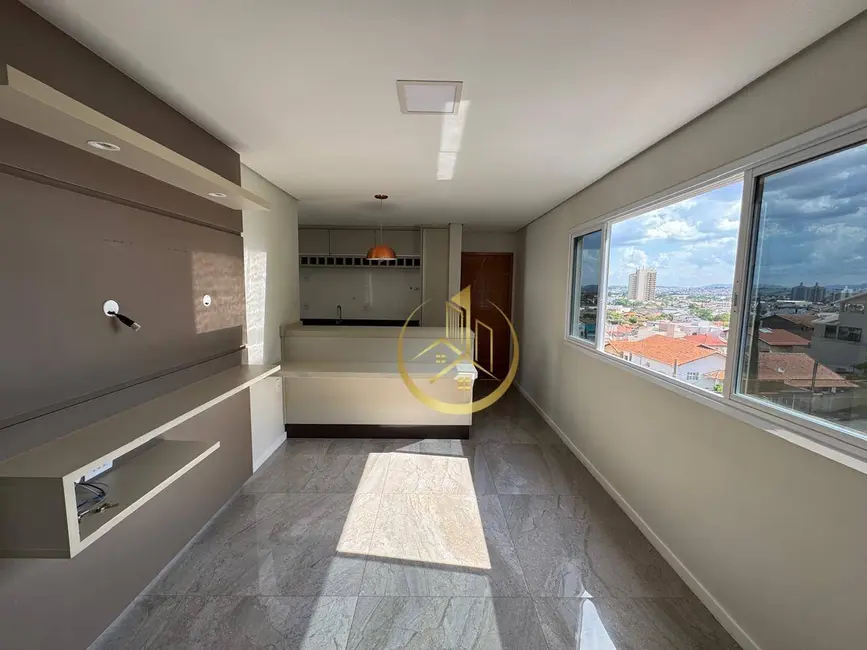 Cobertura com 3 quartos à venda, 185m2 em Fátima III, Pouso Alegre - MG - imagem 3 Foto 3 de Cobertura com 3 quartos à venda, 185m2 em Fátima III, Pouso Alegre - MG