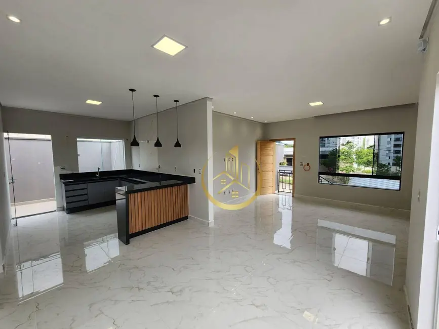 Foto 3 de Casa com 3 quartos à venda, 300m2 em Buritis, Pouso Alegre - MG