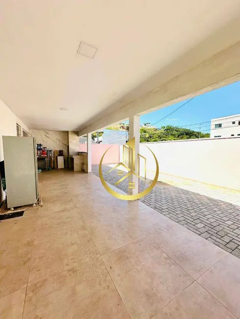 Casa com 3 quartos à venda, 211m2 em Pouso Alegre - MG - imagem 4 Foto 4 de Casa com 3 quartos à venda, 211m2 em Pouso Alegre - MG