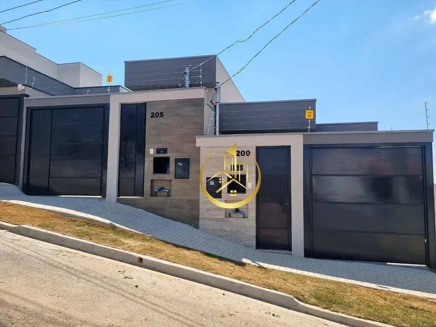 Foto 1 de Casa com 3 quartos à venda, 100m2 em Parque Real, Pouso Alegre - MG