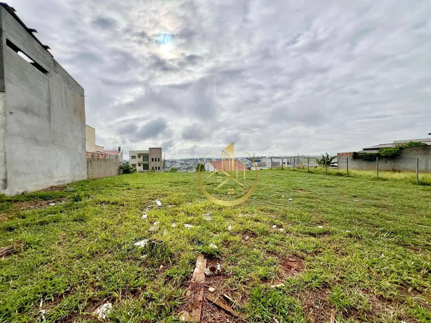 Foto 3 de Terreno / Lote à venda, 300m2 em Parque Real, Pouso Alegre - MG