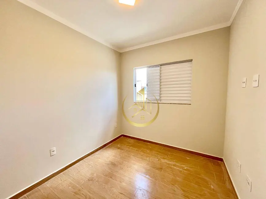 Foto 9 de Casa com 3 quartos à venda, 150m2 em Cidade Vergani, Pouso Alegre - MG