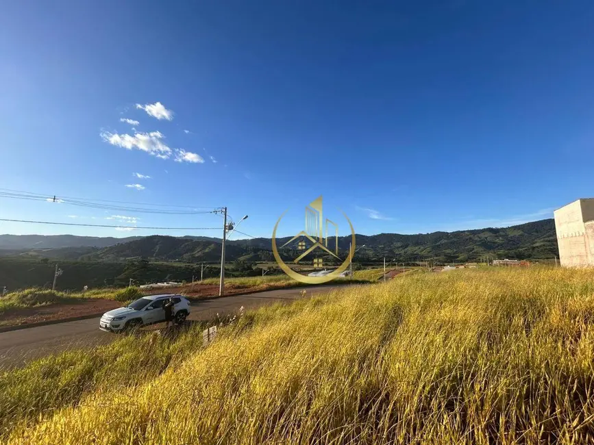 Foto 3 de Terreno / Lote à venda, 150m2 em Centro, Congonhal - MG