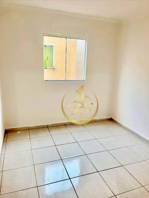 Foto 2 de Apartamento com 2 quartos à venda, 60m2 em Pouso Alegre - MG