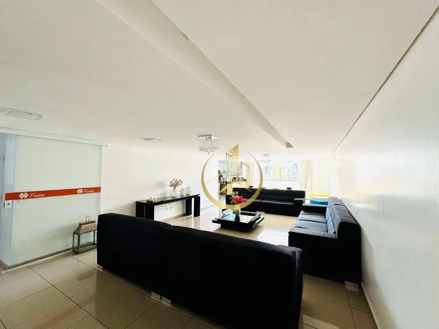 Foto 1 de Apartamento com 3 quartos para alugar, 155m2 em Centro, Pouso Alegre - MG