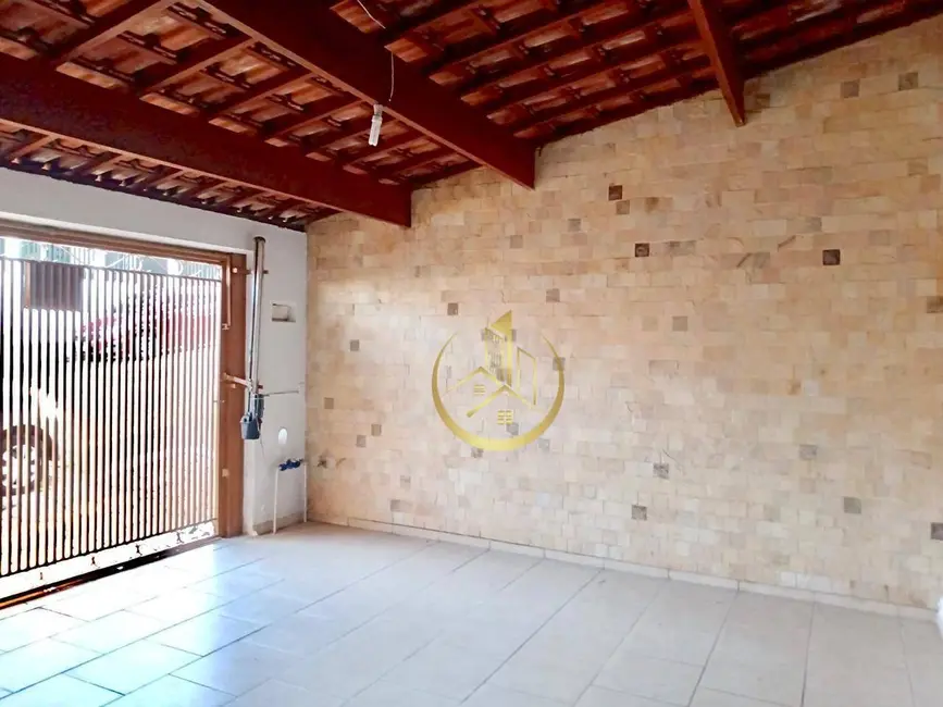 Foto 2 de Casa com 3 quartos à venda, 144m2 em Pouso Alegre - MG