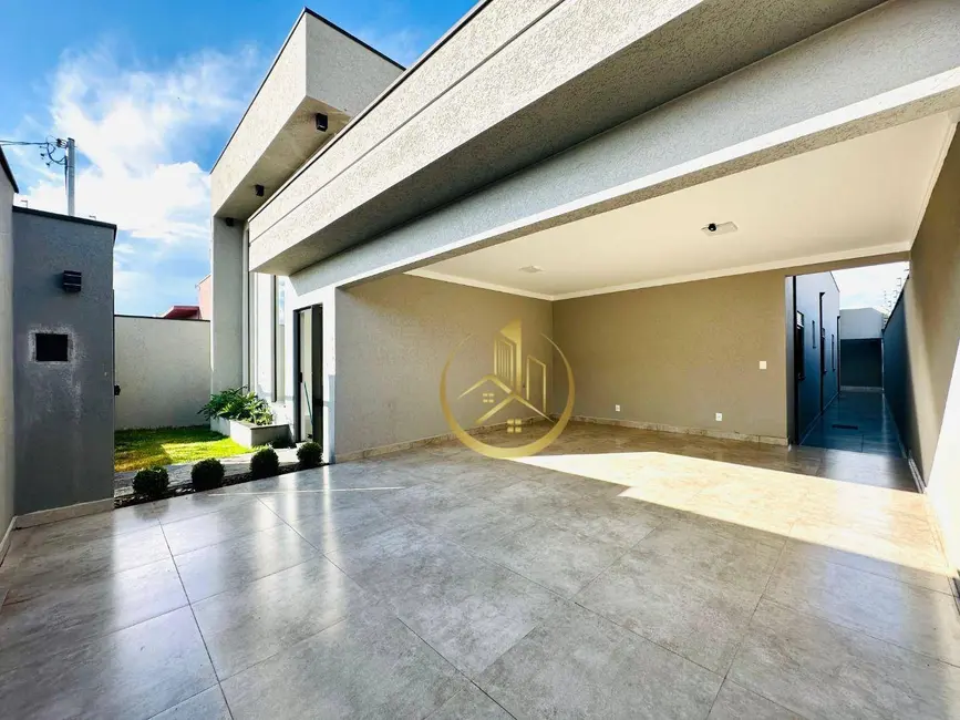 Foto 2 de Casa com 3 quartos à venda, 300m2 em Pouso Alegre - MG