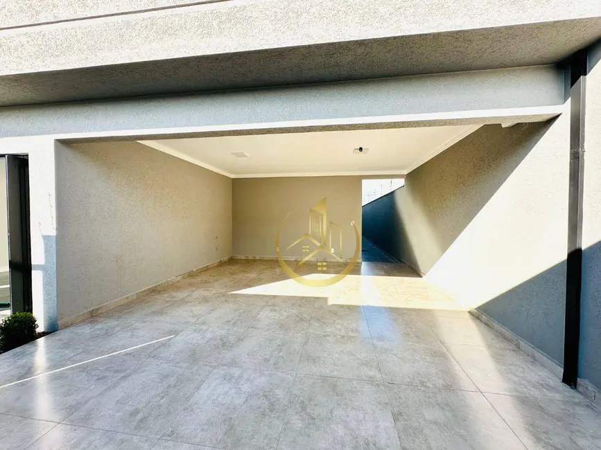 Foto 3 de Casa com 3 quartos à venda, 300m2 em Pouso Alegre - MG