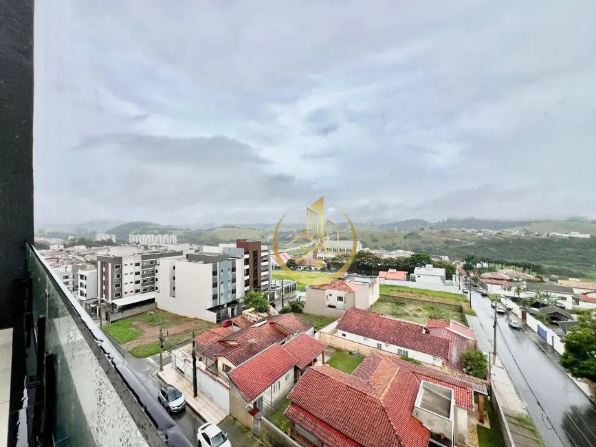 Foto 4 de Apartamento com 2 quartos à venda, 67m2 em Pouso Alegre - MG