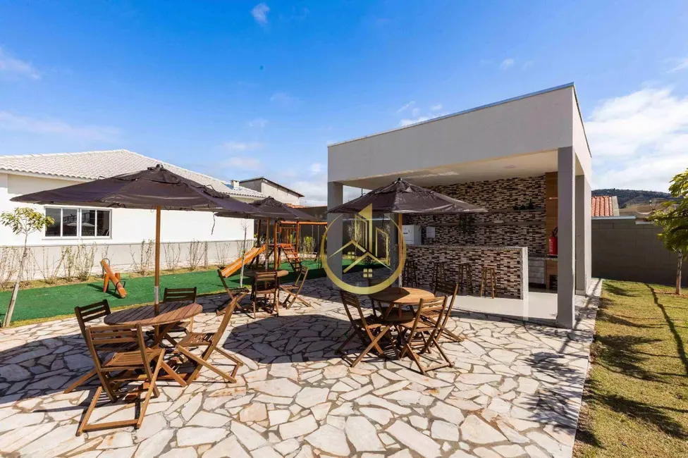 Foto 5 de Apartamento com 2 quartos à venda, 44m2 em Pouso Alegre - MG