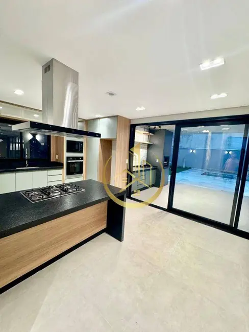 Foto 9 de Casa com 3 quartos à venda, 360m2 em Pouso Alegre - MG