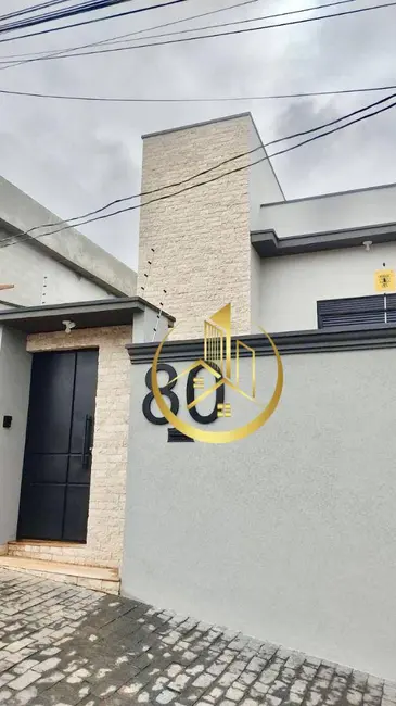 Foto 1 de Casa com 3 quartos à venda, 325m2 em Pouso Alegre - MG