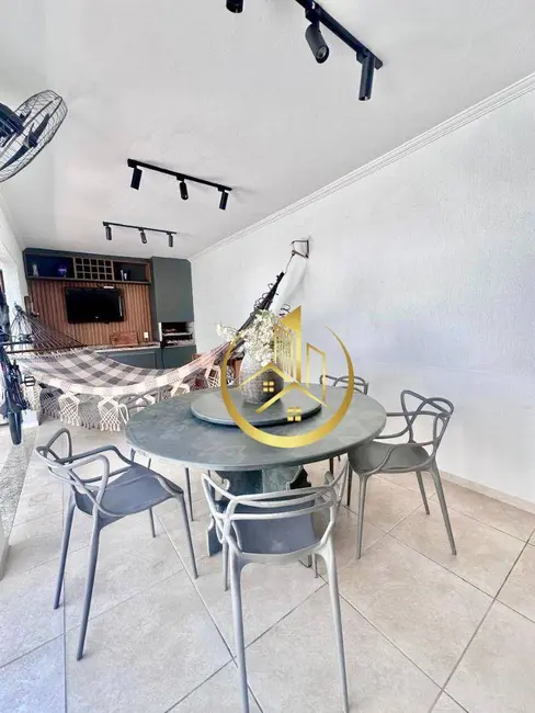 Foto 9 de Casa com 3 quartos à venda, 210m2 em Jardim Noronha, Pouso Alegre - MG