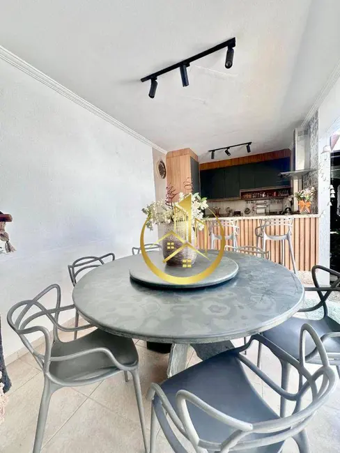 Foto 7 de Casa com 3 quartos à venda, 210m2 em Jardim Noronha, Pouso Alegre - MG