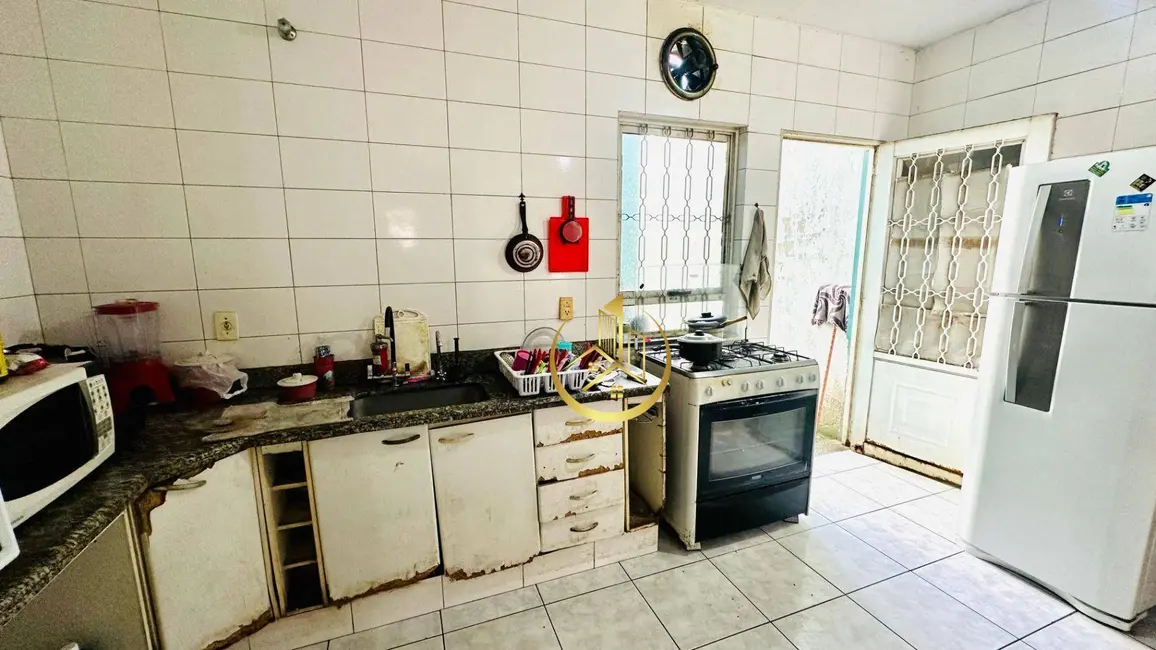 Casa com 3 quartos à venda, 240m2 em Pouso Alegre - MG - imagem 4 Foto 4 de Casa com 3 quartos à venda, 240m2 em Pouso Alegre - MG