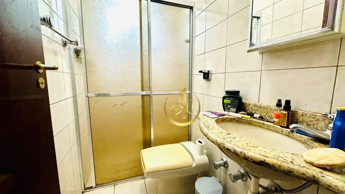 Casa com 3 quartos à venda, 240m2 em Pouso Alegre - MG - imagem 6 Foto 6 de Casa com 3 quartos à venda, 240m2 em Pouso Alegre - MG