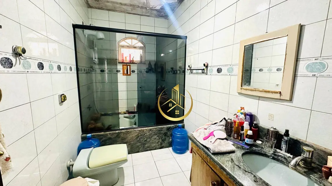 Casa com 3 quartos à venda, 240m2 em Pouso Alegre - MG - imagem 8 Foto 8 de Casa com 3 quartos à venda, 240m2 em Pouso Alegre - MG