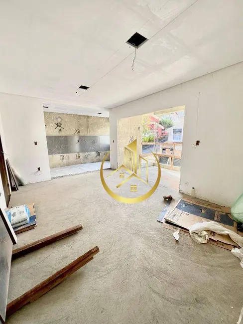 Foto 3 de Apartamento com 3 quartos à venda, 81m2 em Pouso Alegre - MG