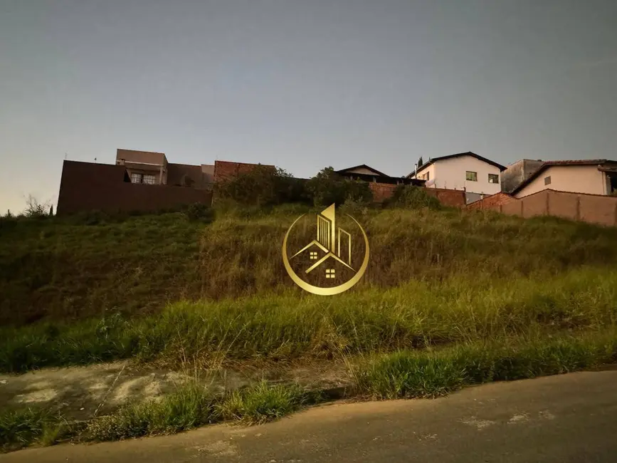 Foto 1 de Terreno / Lote à venda, 300m2 em Colinas de Santa Bárbara, Pouso Alegre - MG