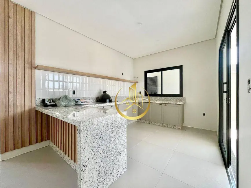 Foto 6 de Casa com 3 quartos à venda, 300m2 em Jardim Floresta, Pouso Alegre - MG