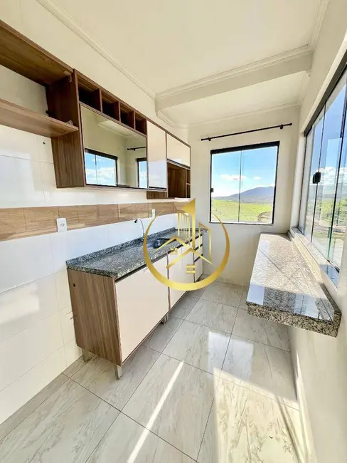 Apartamento com 3 quartos para alugar, 80m2 em Pouso Alegre - MG - imagem 8 Foto 8 de Apartamento com 3 quartos para alugar, 80m2 em Pouso Alegre - MG