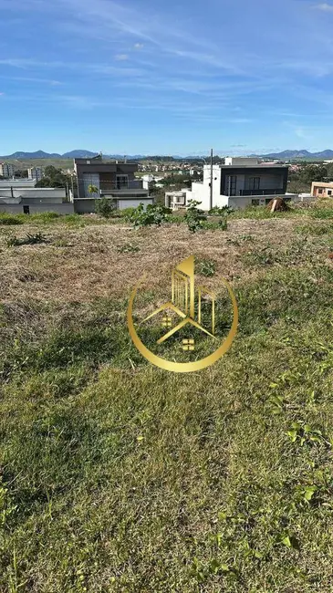 Foto 1 de Terreno / Lote à venda, 325m2 em Pouso Alegre - MG