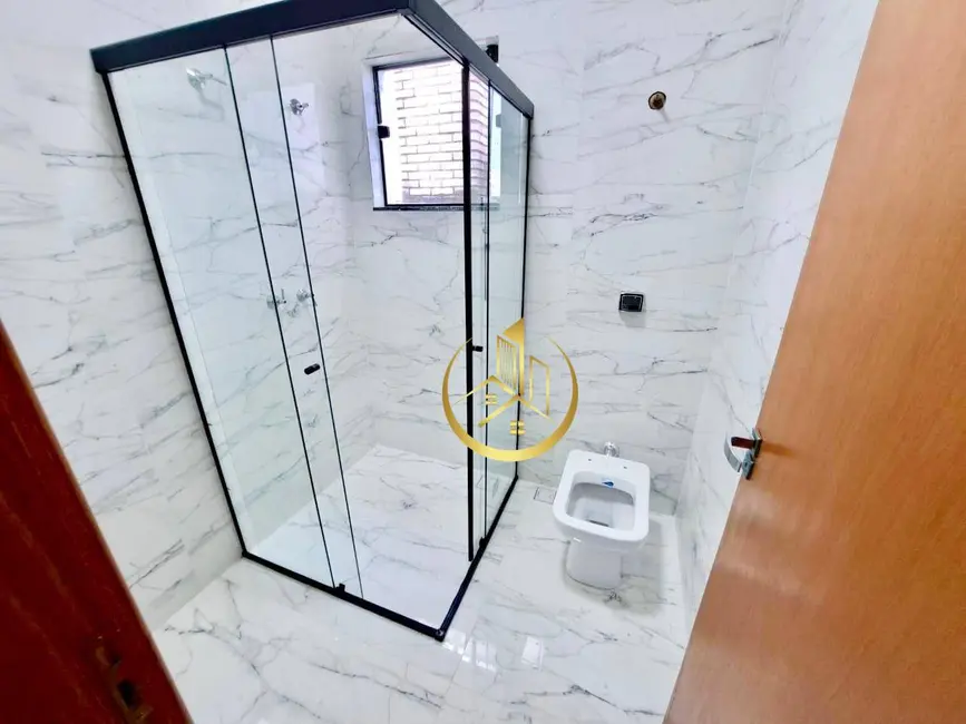 Casa com 5 quartos à venda, 300m2 em Pouso Alegre - MG - imagem 6 Foto 6 de Casa com 5 quartos à venda, 300m2 em Pouso Alegre - MG