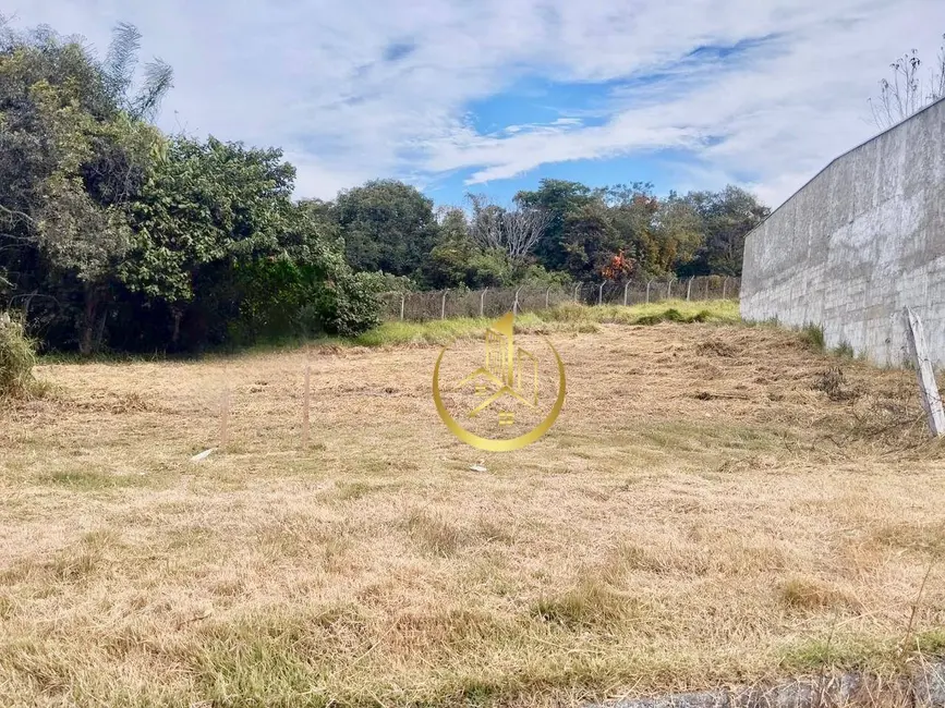 Foto 2 de Terreno / Lote à venda, 450m2 em Pouso Alegre - MG