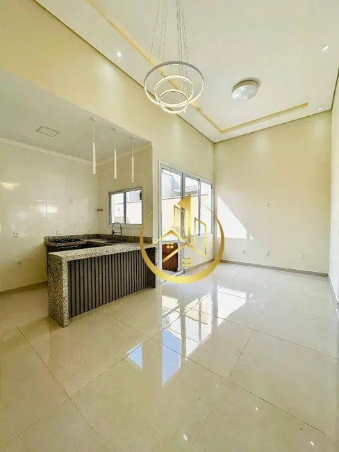 Foto 3 de Casa com 3 quartos à venda, 162m2 em Pouso Alegre - MG