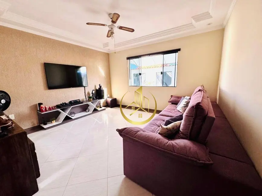 Foto 3 de Casa com 3 quartos à venda, 200m2 em Recanto dos Barreiros, Pouso Alegre - MG