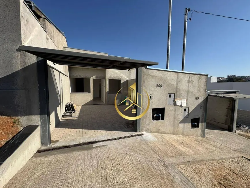 Foto 1 de Casa com 2 quartos à venda, 100m2 em Parque Real, Pouso Alegre - MG