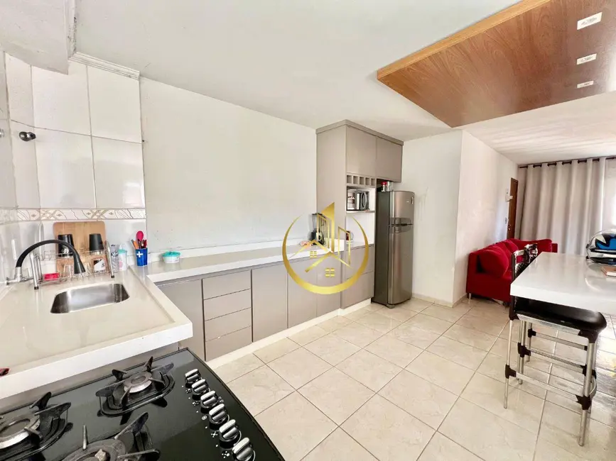 Foto 4 de Apartamento com 2 quartos à venda, 60m2 em Pouso Alegre - MG