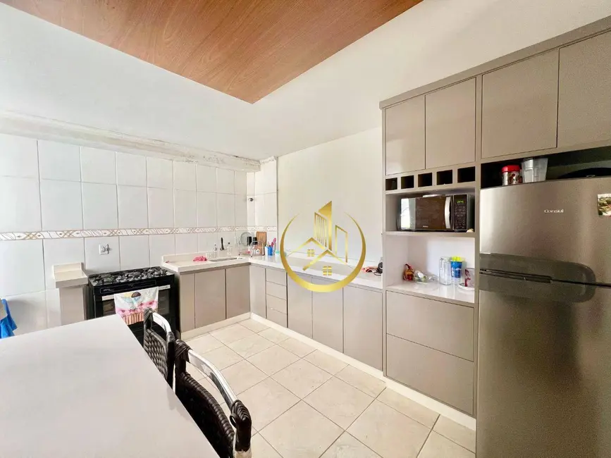 Foto 3 de Apartamento com 2 quartos à venda, 60m2 em Pouso Alegre - MG