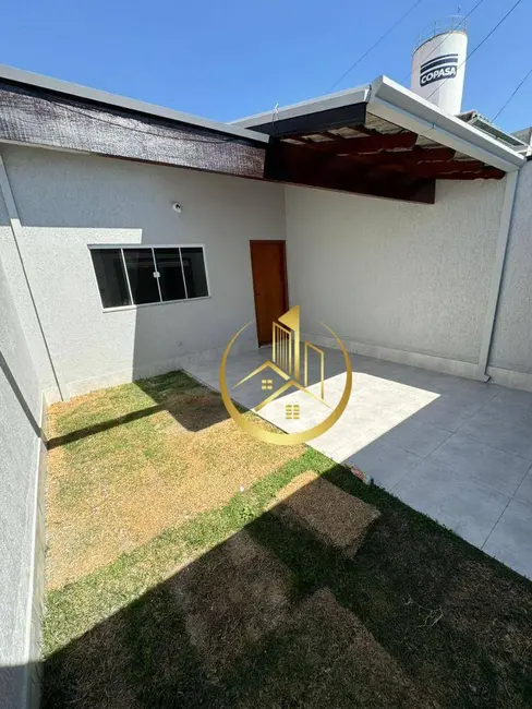 Foto 3 de Casa com 2 quartos à venda, 100m2 em Pouso Alegre - MG
